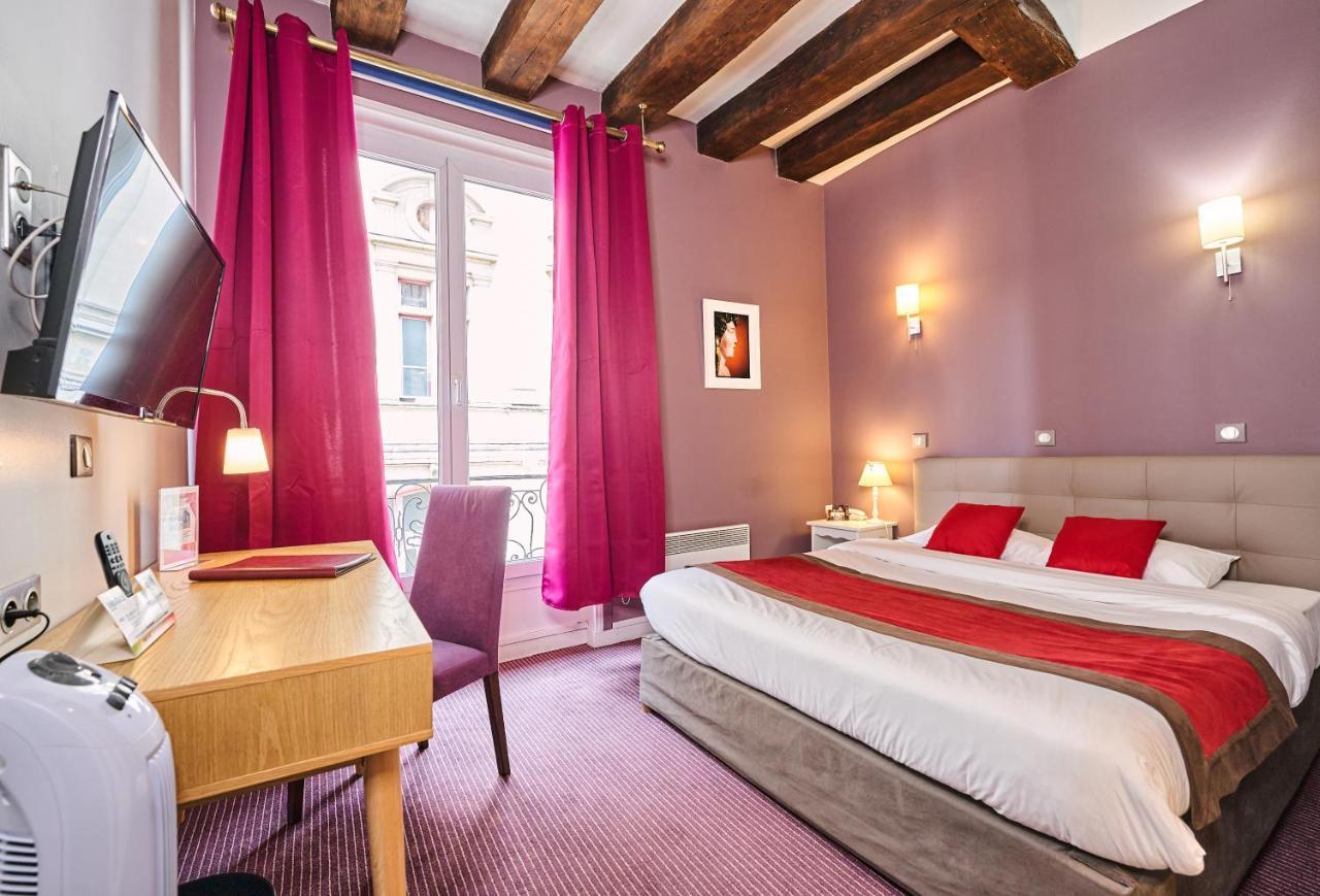 Hotel Logis Du Théâtre Tours