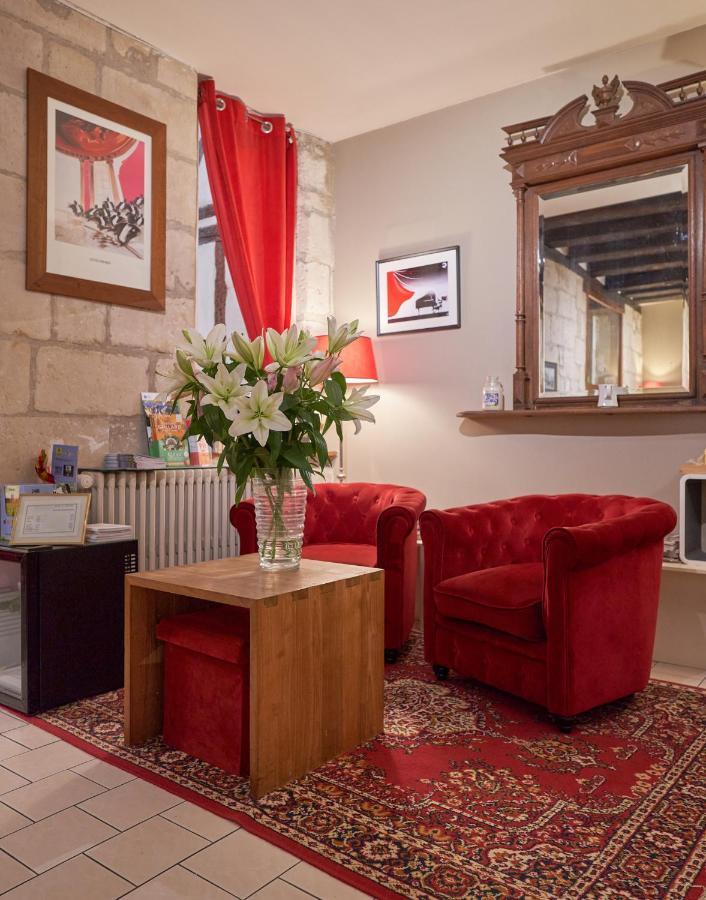 Logis Du Théâtre Hotel 2*