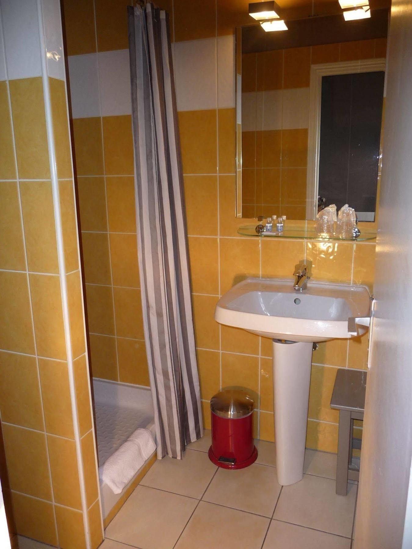 Logis Du Théâtre Hotel Tours
